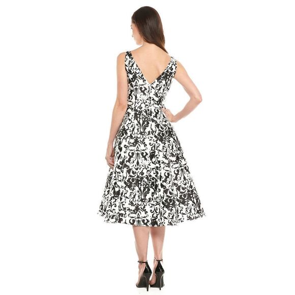 New! ADRIANNA PAPELL Women's Floral Print Fit Flare Dress Size 2 Black White - Picture 7 of 8